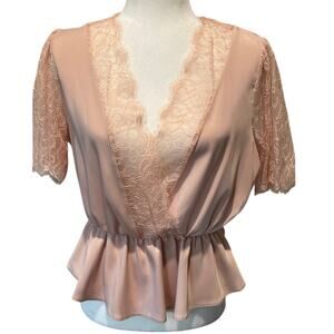 ASOS NWT Peplum Satin Blouse Sz 8 Lace V-Neck Pink Romantic Balletcore Coquette